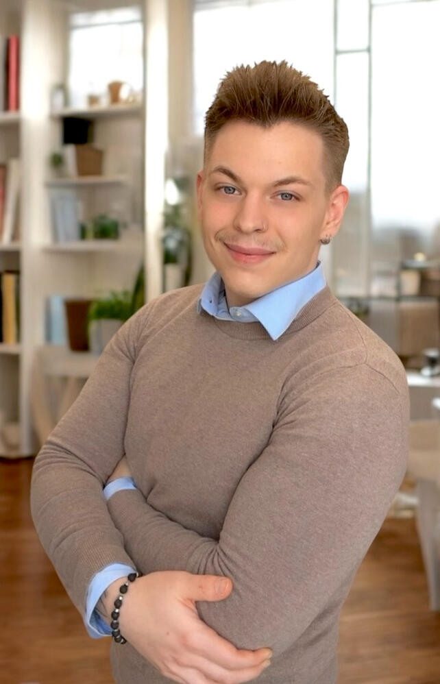 Dominik Kögler Gründer Sofortgravur.at Dominik Kögler Gründer Sofortgravur.at